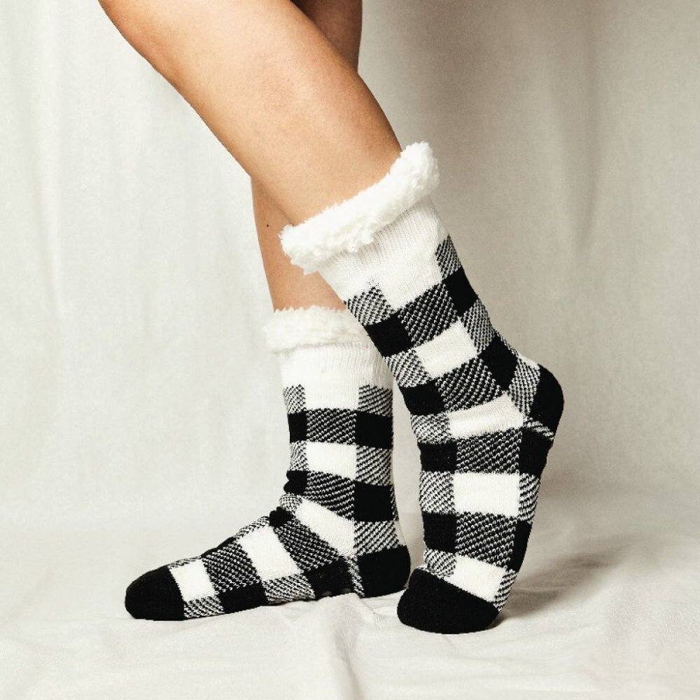 PUDUS LIFESTYLE CO Slipper Socks Black White Plaid